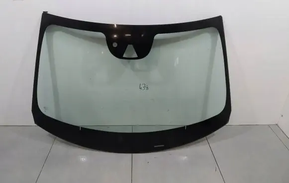 Volvo V60 Front windscreen/windshield window 