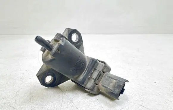 Citroen DS4 Turbo solenoid valve 9688124580 29111208