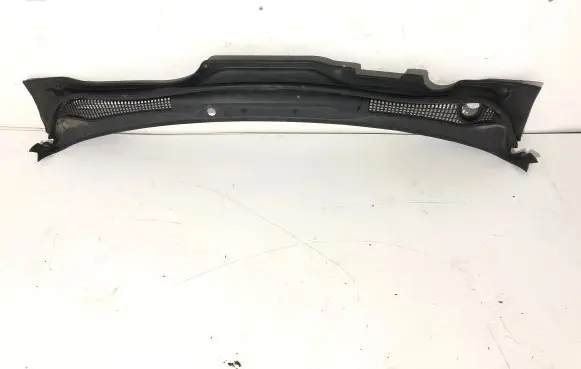 Volvo C30 Wiper trim 30745377