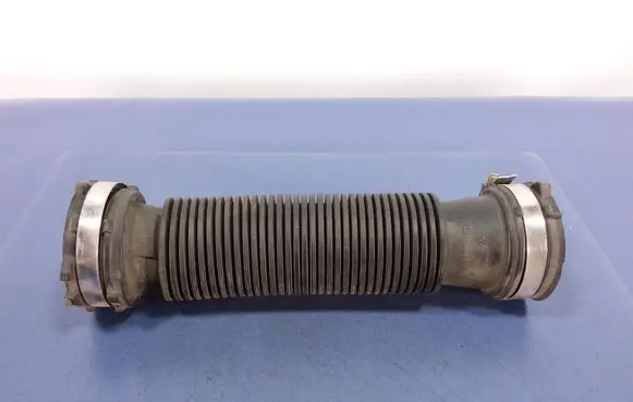Nissan NV200 Air intake hose/pipe 8200721179