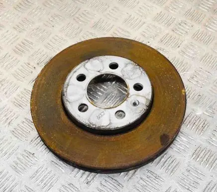 Volkswagen Polo VI Front brake disc