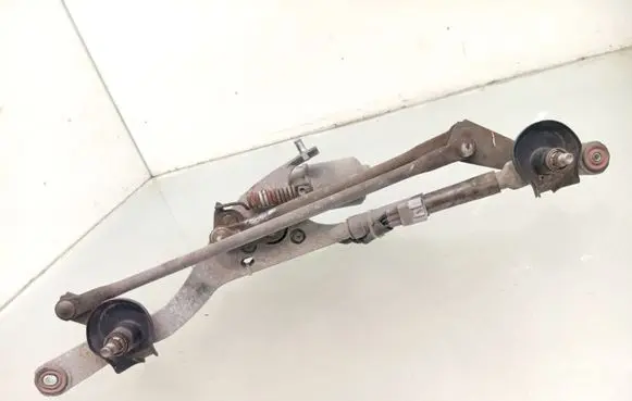 Toyota Auris 150 Front wiper linkage and motor 8511002190