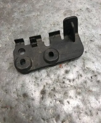 Porsche Cayenne (92A) Fender mounting bracket 9Y0853647-BILI 9Y0853647