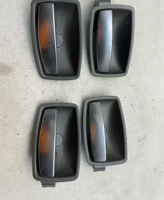BMW 7 E65 E66 Front door interior handle 7024304 7024303