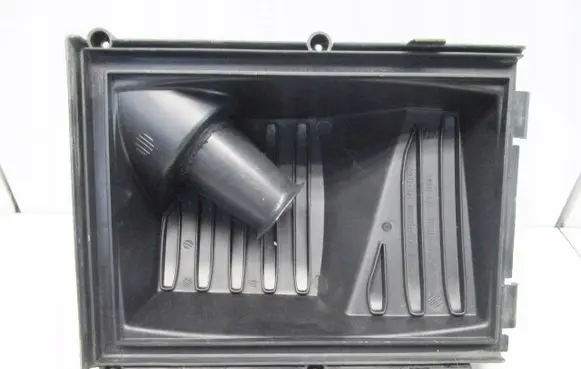 Opel Corsa C Air filter box cover 
