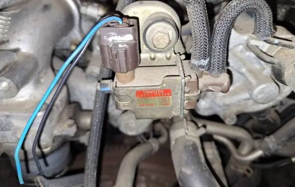 Toyota Corolla E120 E130 Turbo solenoid valve 2581927020 139700-0670