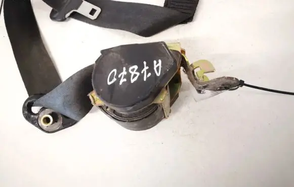 Renault Megane II Front seatbelt b506014