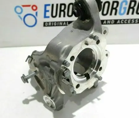 BMW X5 E70 Rear wheel hub 6879101 33326879101