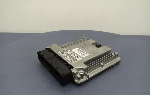 Audi A4 S4 B7 8E 8H Engine control unit/module ECU 03G906016CL
