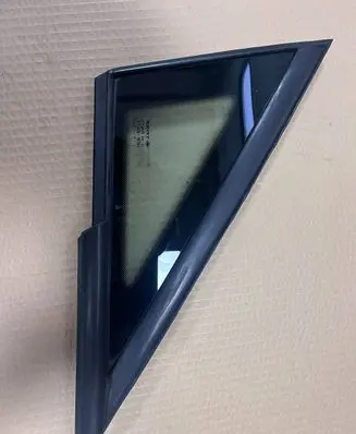 Seat Ibiza IV (6J,6P) Front triangle window/glass 43R001564