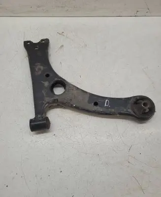 Toyota Prius (XW20) Front lower control arm/wishbone