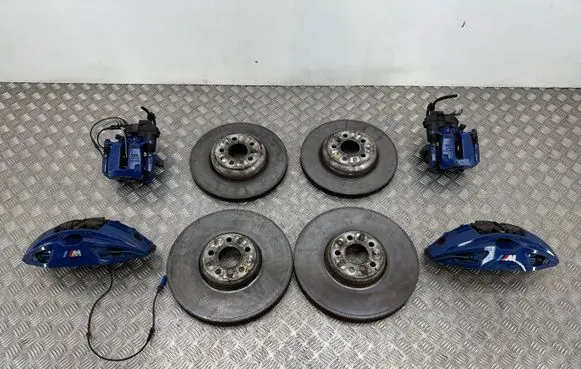 BMW 5 G30 G31 G38 Brake discs and calipers set 