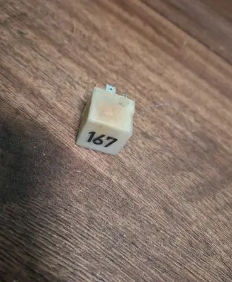 Volkswagen PASSAT B5 Other relay 191906383C 14050000 PA66GF30