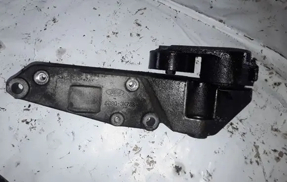 Ford Mondeo MK IV Engine mounting bracket 6G9Q3K738BB