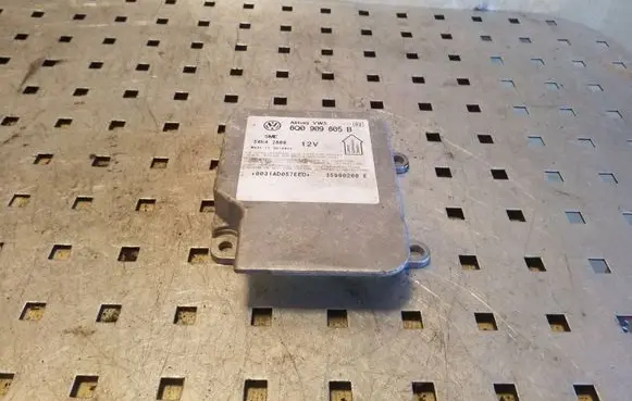 Volkswagen PASSAT B5 Airbag control unit/module 6Q0909605