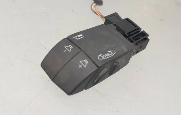 Renault Espace - Grand espace IV Head unit multimedia control 7701049643