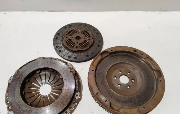 Opel Zafira A Clutch set kit 90587288
