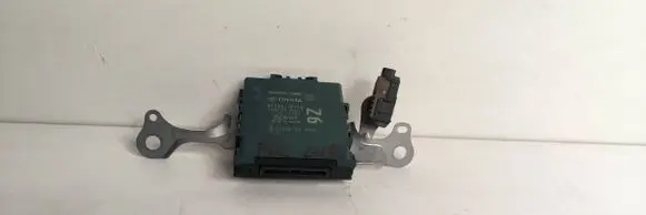 Toyota C-HR I Blind spot module 8934010110