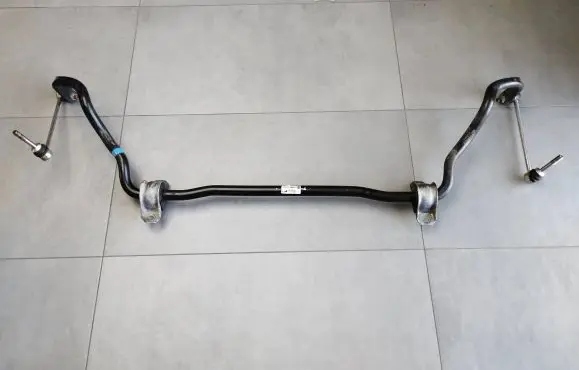 BMW X6 E71 Front anti-roll bar/sway bar 677473701