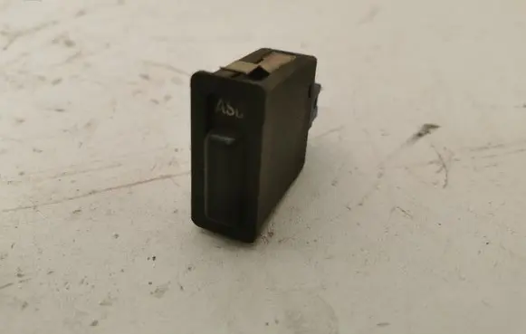 Traction control (ASR) switch