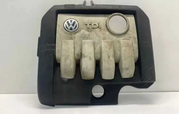 Volkswagen Touran I Engine cover (trim) 103925