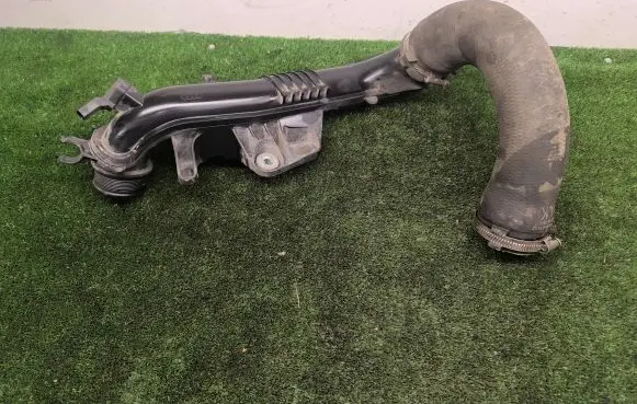 Audi A4 S4 B8 8K Intercooler hose/pipe 8K0145673