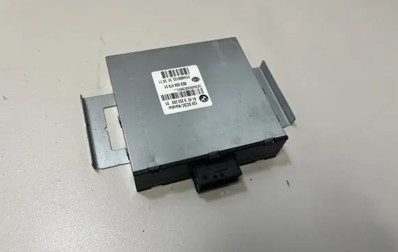 BMW M3 e92 Voltage converter/converter module 9253209 9113348