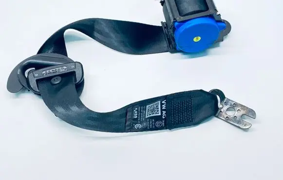 Volkswagen Up Rear seatbelt 1S0857805B