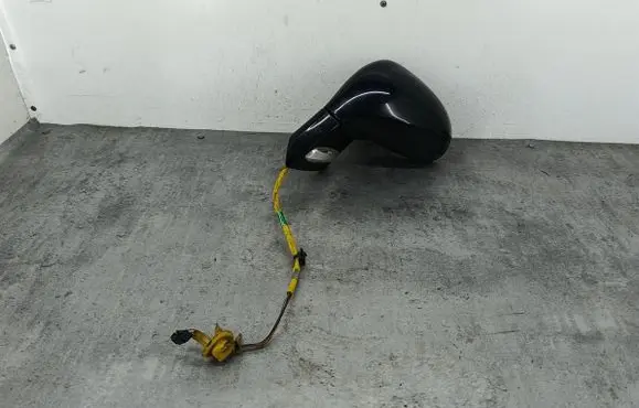 Peugeot 308 Front door electric wing mirror