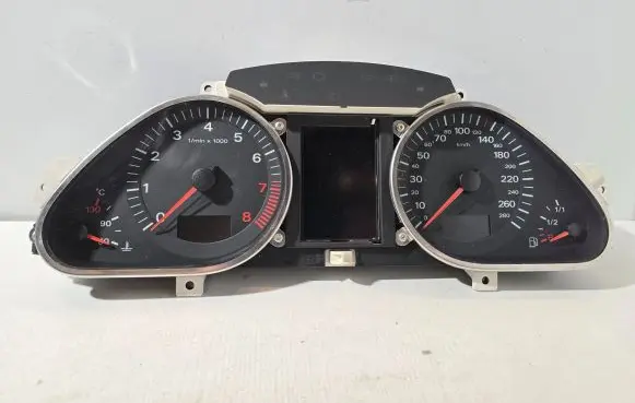 Speedometer (instrument cluster)
