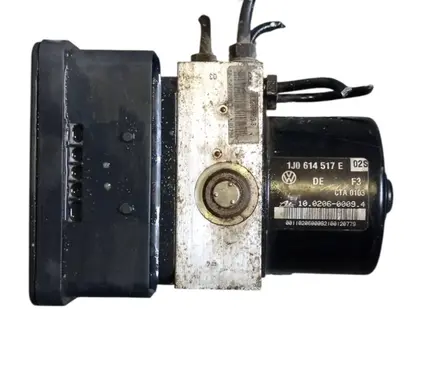Volkswagen Bora ABS Pump 1J0614517E