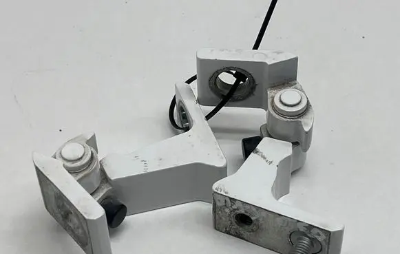 Audi Q3 F3 Rear door hinge set 8V0833403E