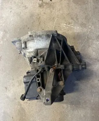 Volvo C30 Manual 5 speed gearbox 3M5R7002NE
