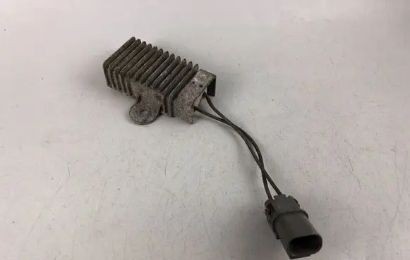 Subaru Outback Day light relay 