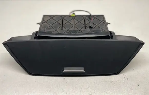 BMW X1 E84 Glove box 2993616