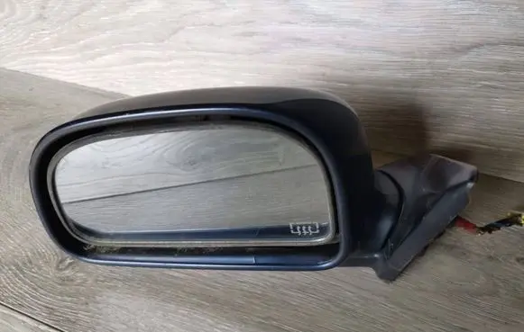 Mitsubishi Lancer Front door electric wing mirror E201826 E202826
