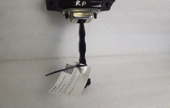 Nissan Qashqai J12 Front door check strap stopper