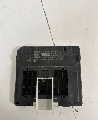 Skoda Enyaq iV Central body control module 1EA937089Q A3C11293601 1PA937089H