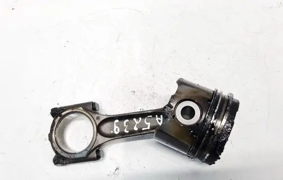 Citroen C5 Piston with connecting rod