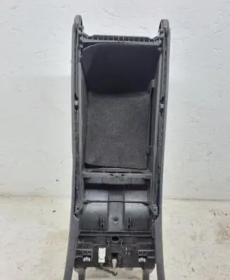 Mercedes-Benz C W205 Center console A2056801950