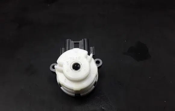Suzuki Grand Vitara II Ignition lock contact NOCODE