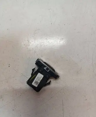 Volvo V40 Engine start stop button switch 31394114