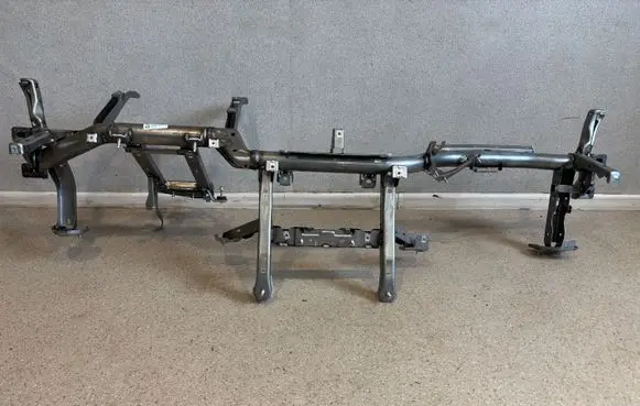 BMW X3 G01 Dashboard cross member/frame bar 6822019 9393777