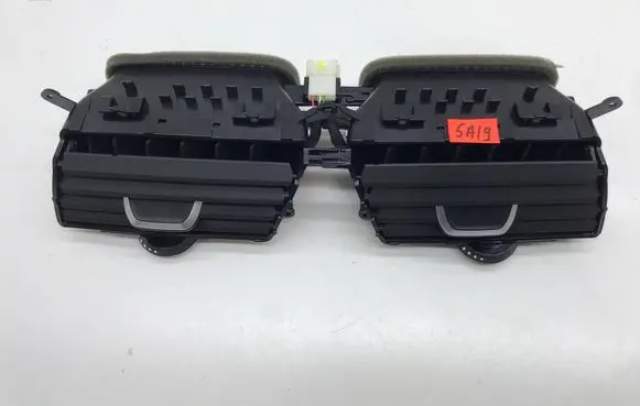 BMW 6 G32 Gran Turismo Dash center air vent grill 9329579 09883 28112017