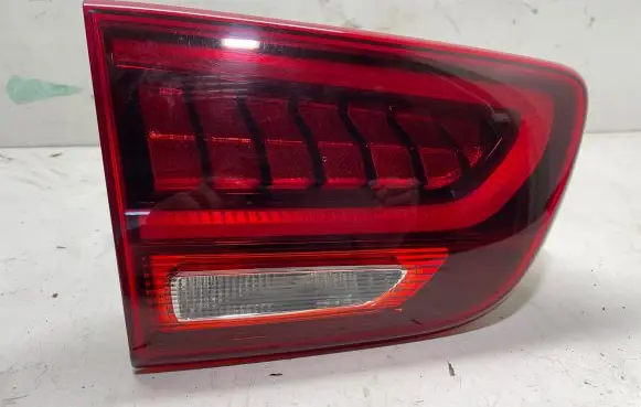 KIA Sorento Tailgate rear/tail lights