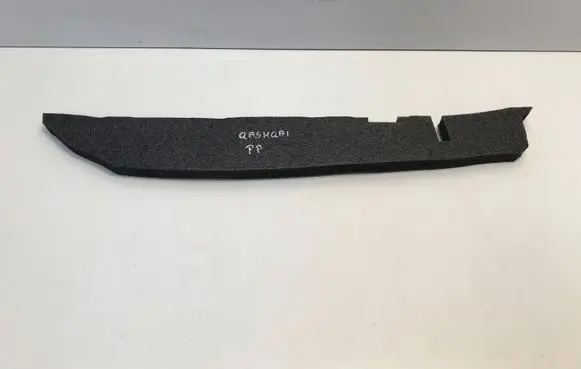 Nissan Qashqai J12 Fender foam support/seal 