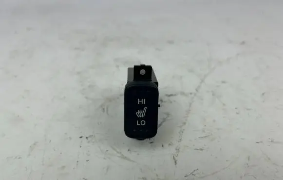Honda CR-V Seat heating switch M33026