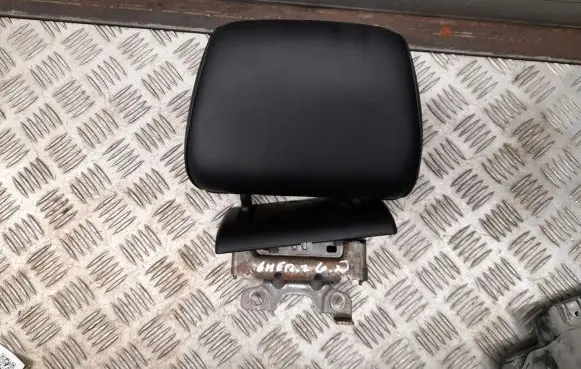 Jeep Grand Cherokee Rear seat headrest 