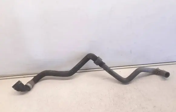 Audi A8 S8 D4 4H Engine coolant pipe/hose 8E0122293