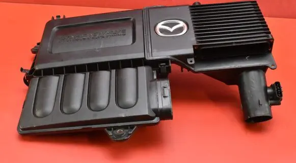 Mazda 3 I Air filter box 100140-9361